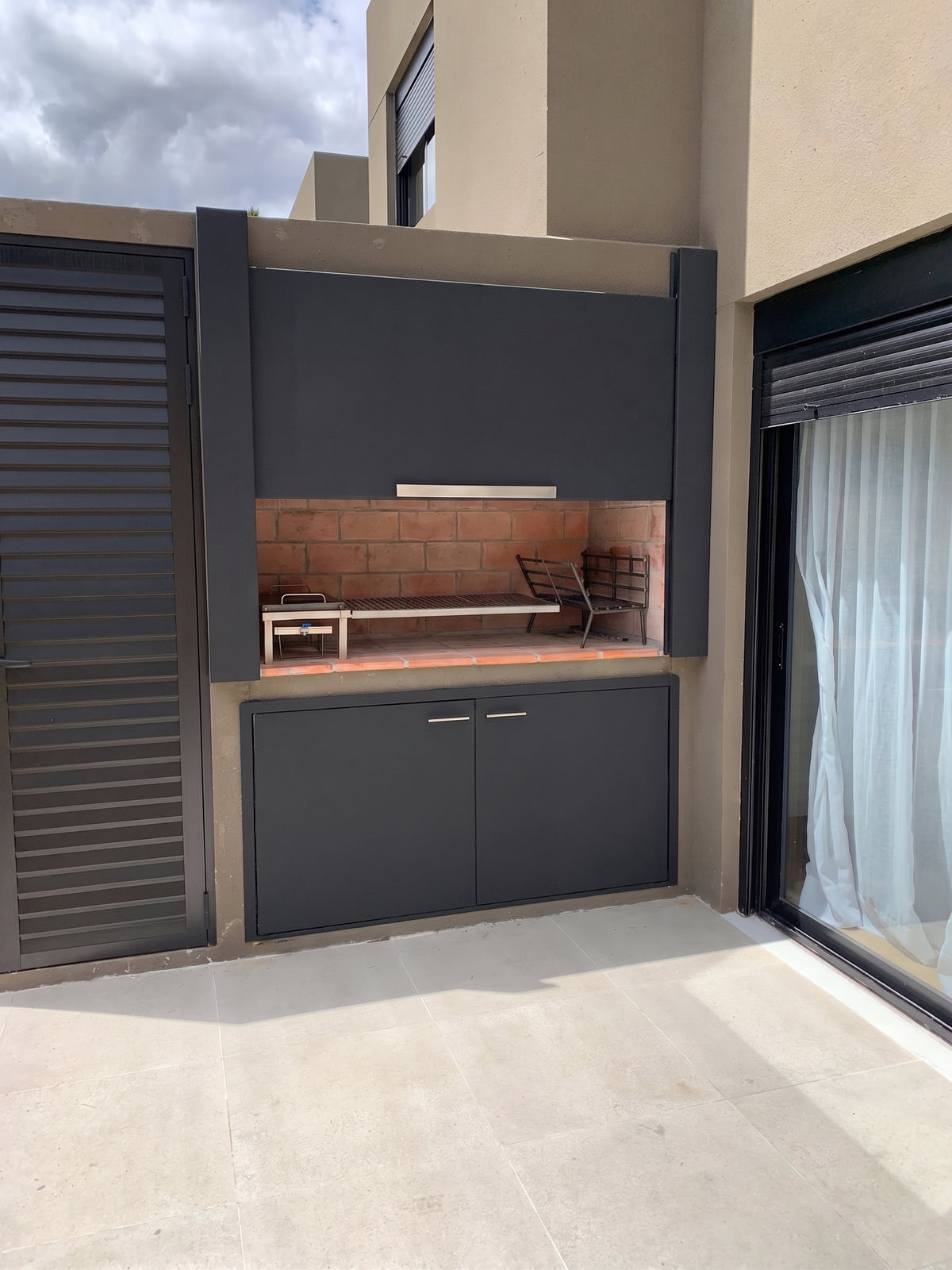 Puerta Guillotina Aprox. 160 a 180 cm