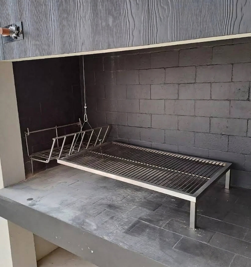 Parrilla Fija Aprox. 140 a 150 cm